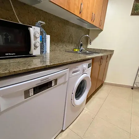 Bright & Spacious 2Br In Fenals With Pool View Lägenhet Lloret de Mar