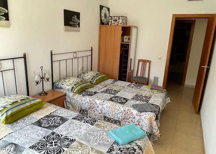 شقة Cozy & Bright 2Br With Balcony, Pool & Garden View- Fenals يوريت دي مار