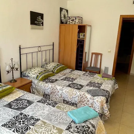 Bright & Spacious 2br In Fenals With Pool View Appartamento Lloret de Mar