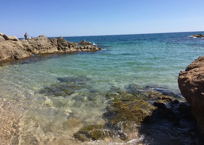 Bright & Spacious 2br In Fenals With Pool View Appartamento *